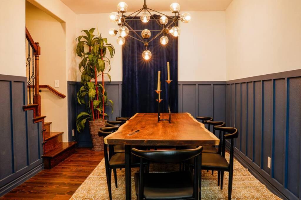 Dallas 4Br Large Yard W Hot Tub , Fire Pit And Basketball Hoop 外观 照片